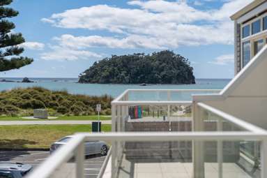 2/47 Marine Parade_3