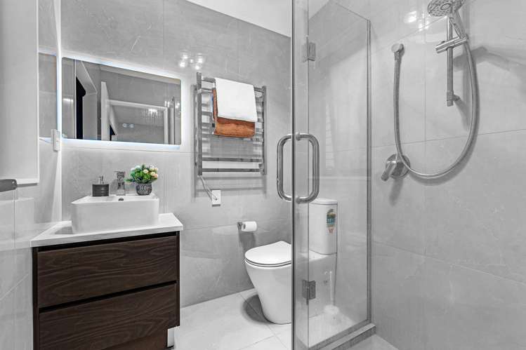 40 Dungloe Avenue Flat Bush_29