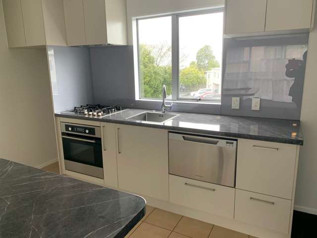 17/218 Captain Springs Road Onehunga_1