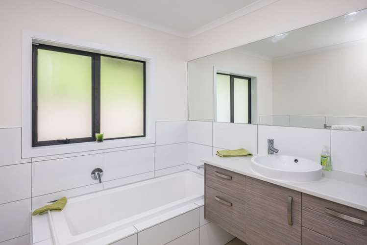 14 Dal Din Drive Otaki_10