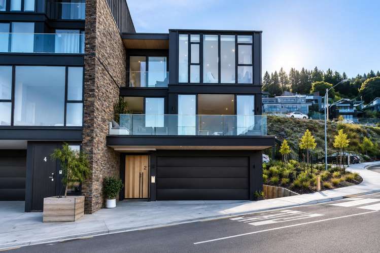 2 Jade Lake Crescent Fernhill_20