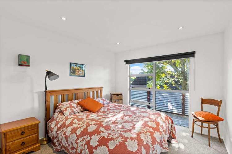 31 Jenner Road Toi Toi_11