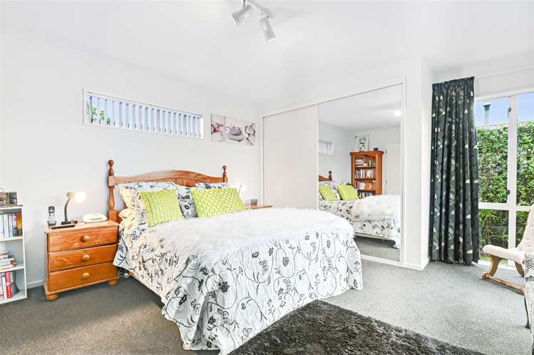 2/137 Sawyers Arms Road Northcote_6