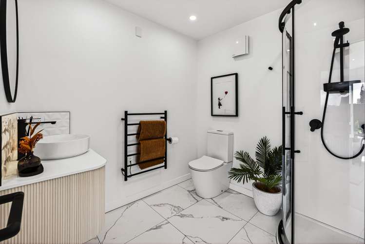 6 Blacks Road Greenhithe_24