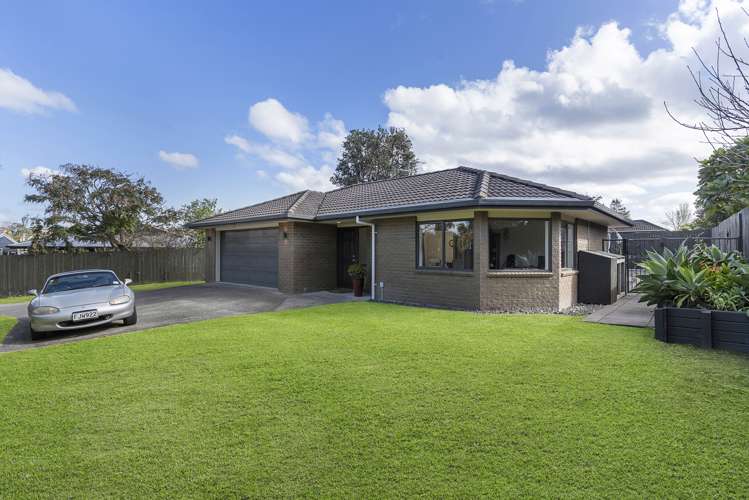 6 Glesan Place Beachlands_26