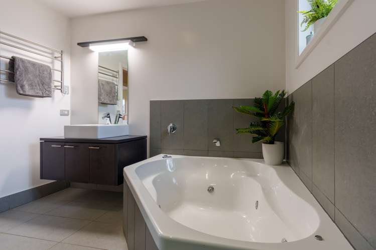 10 Mcfarlane Terrace Wanaka_20