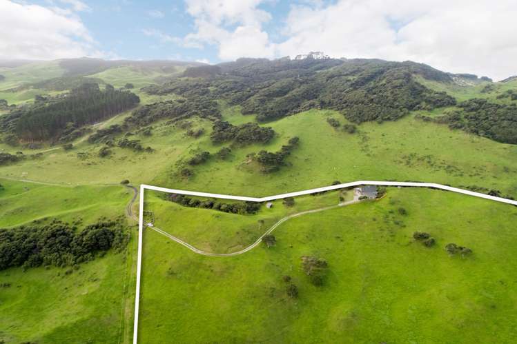 865 Wilson Road South Head_23