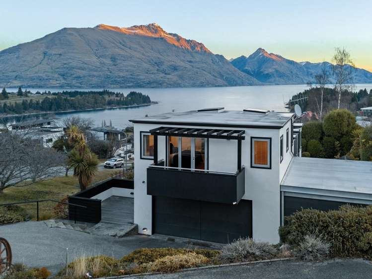 18 Dublin Street Queenstown Hill_23