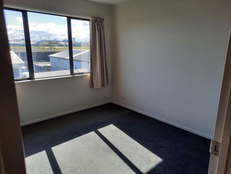 8c Charles Street Waltham_7