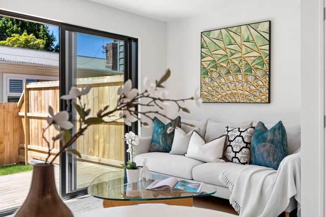 6/11 Stottholm Road Titirangi_2