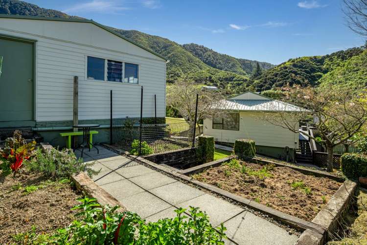 3 Webster Place Picton_22