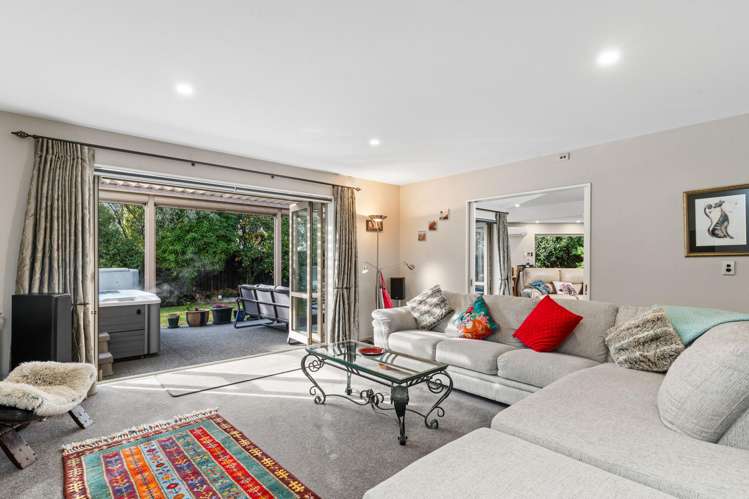 17 Glen Arrife Place Wigram_5