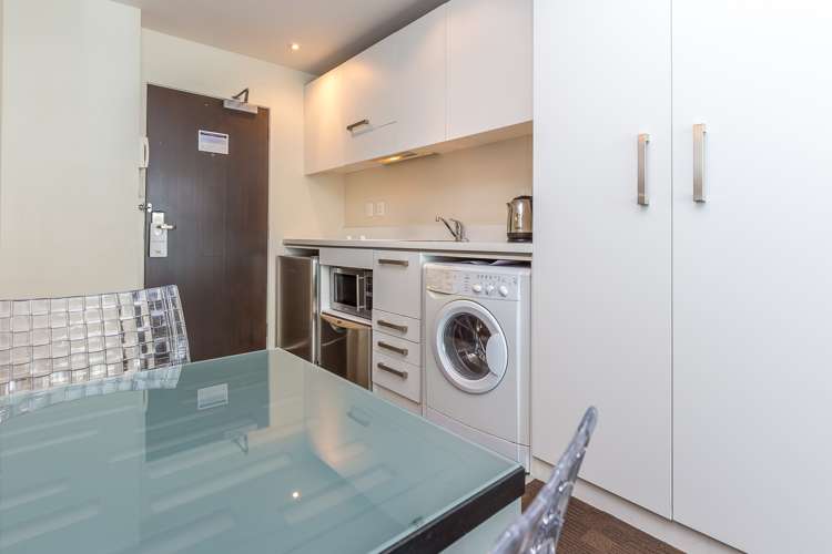 1211/10 Waterloo Quadrant Auckland Central_5