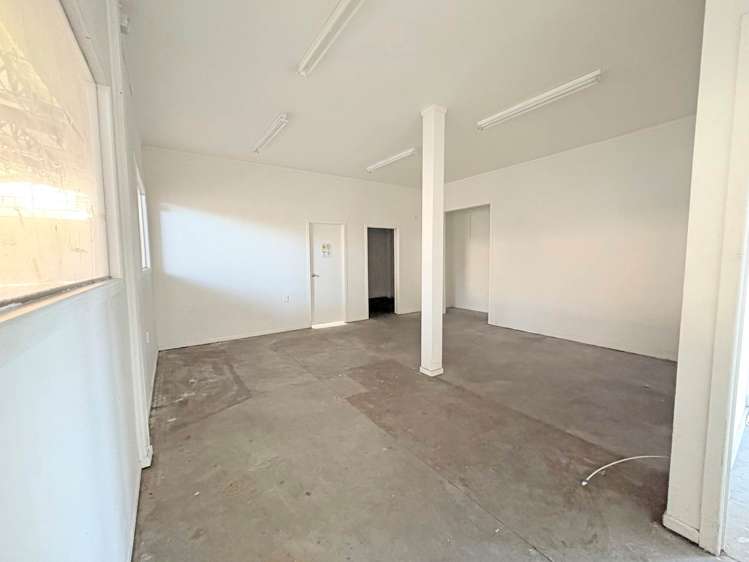 Unit J/4 Morrin Road Mt Wellington_9