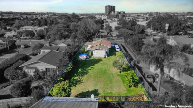 Prime Development Opportunity in Central New Lynn