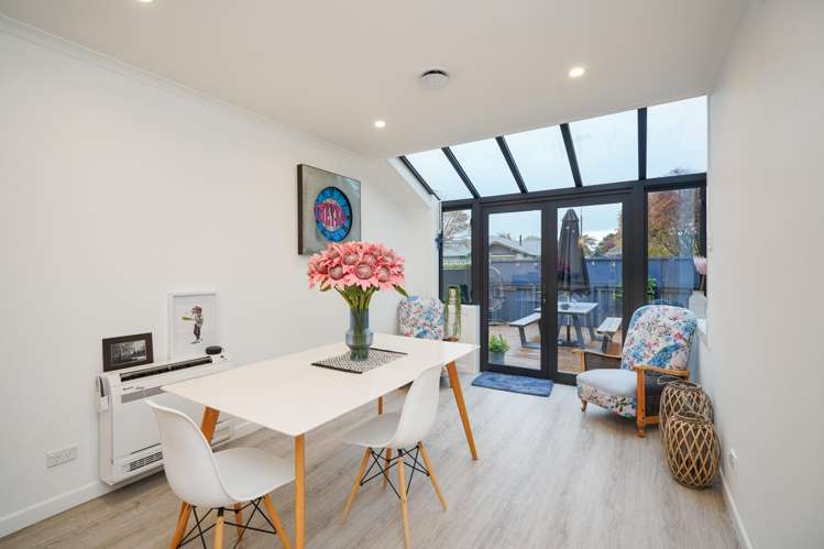 15 Russel Street_5