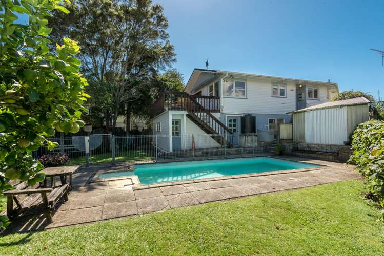 4 Riverhills Avenue Pakuranga Heights_14