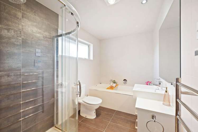 2 Murray Becroft Avenue Henderson Valley_7