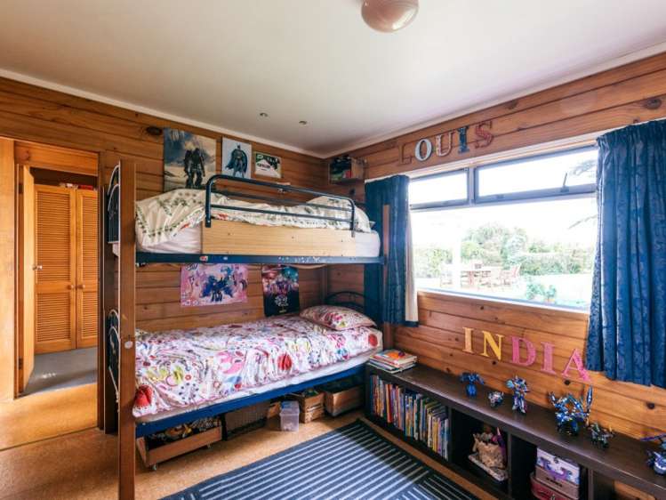 22 Queens Drive Oneroa_10