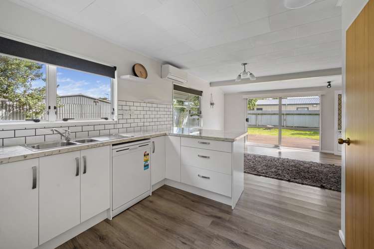 9 Hillary Crescent Maraenui_14