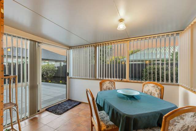 2/31 Charlesworth Street Woolston_2