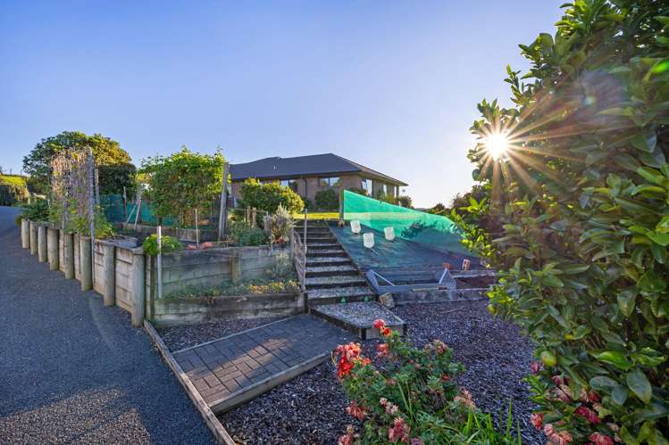 192 Hauroto Bay Road Raglan_40