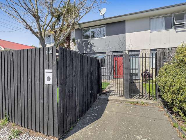 SPREYDON - RENOVATED TWO BEDROOM TOWNHOUSE, WITH SINGLE GARAGE