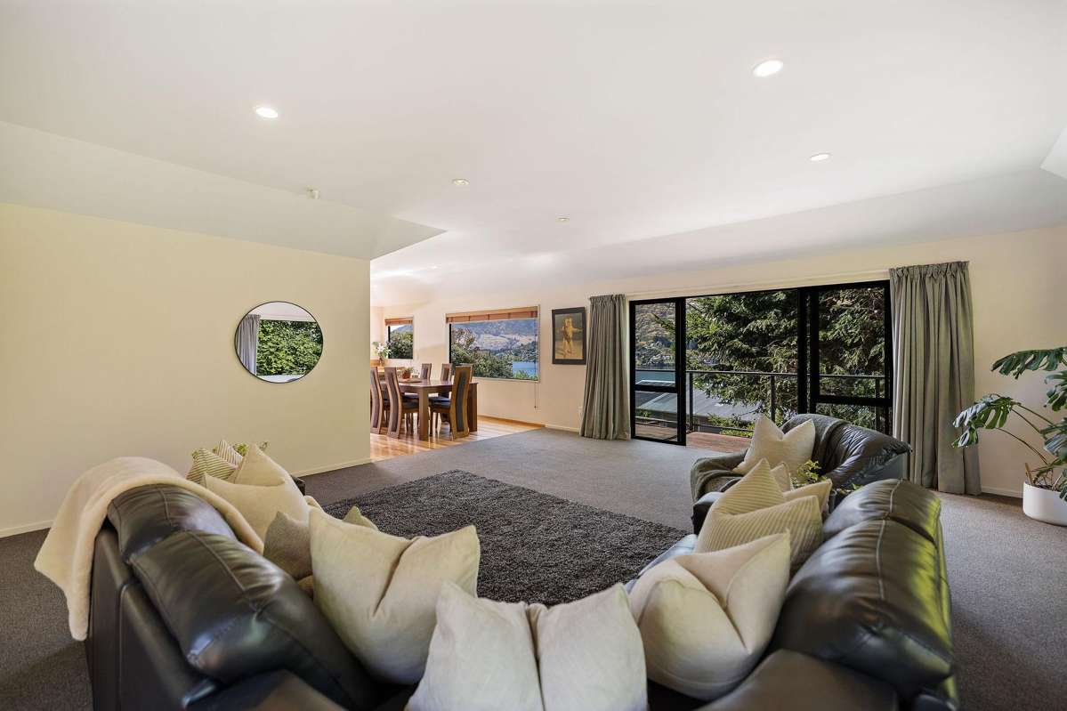 37 Larch Hill Place_3