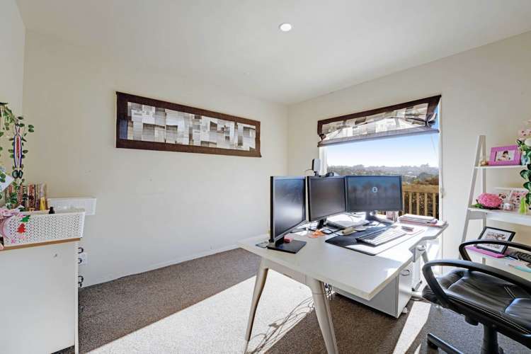 53a Fields Parade Oteha_9