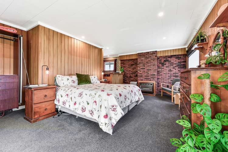 29 Ashurst Avenue Pukete_15