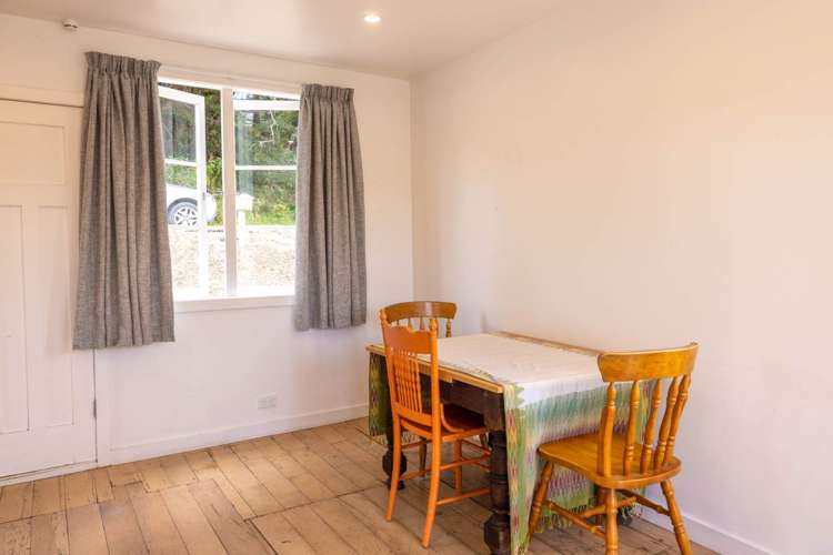 10 Putiki Road Ostend_13