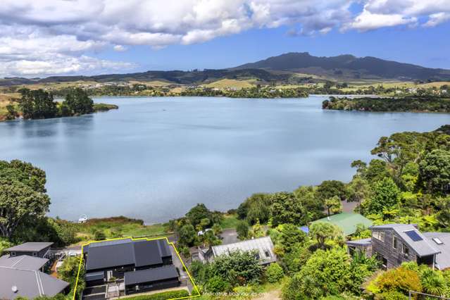 42 Kaitoke Street Raglan_1