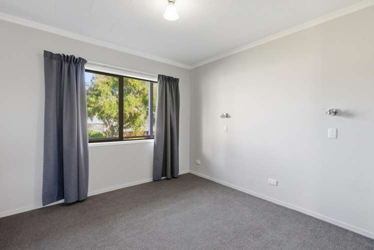 14 Dunn Street Egmont Village_8