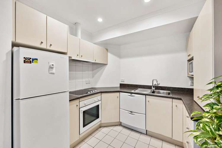 12b/1 Emily Place Auckland Central_6