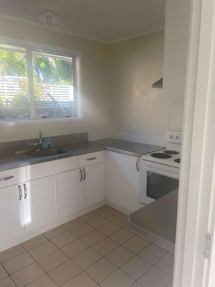  6/41 Willcott Street Mount Albert_5