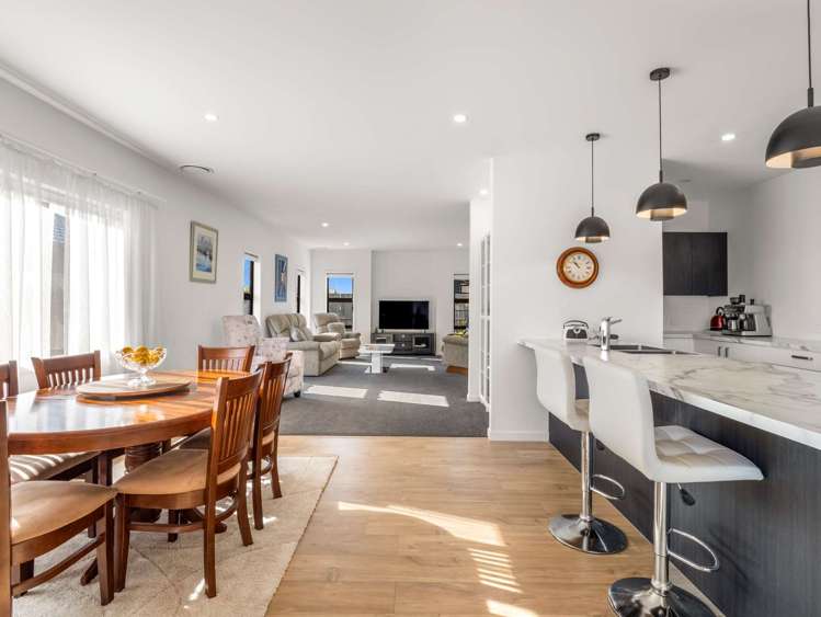 6 Simon Street Tawhero_6