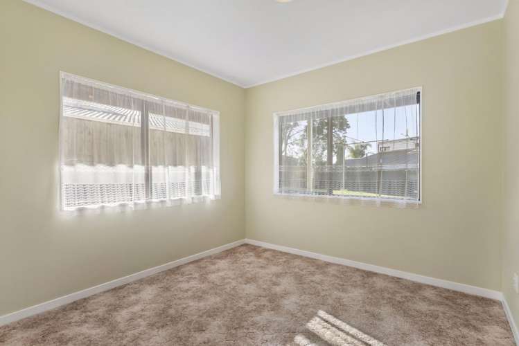 22 Rhinevale Close Henderson_13