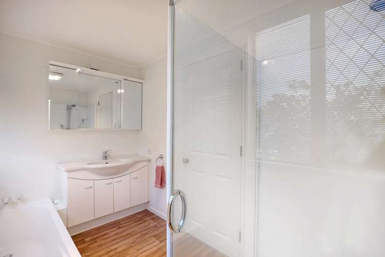 10 Catherwood Avenue Allenton_29