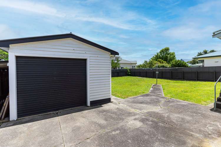 7 Montgomery Street Feilding_15