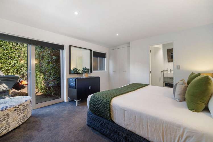 6 Whitbourn Place Queenstown_26