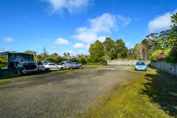 939 State Highway 16 Waimauku_12