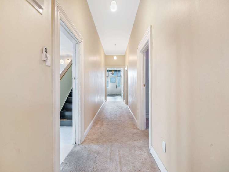 21 Neidpath Road The Glen_14