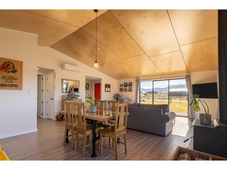 1 Tussock Crescent Twizel_11
