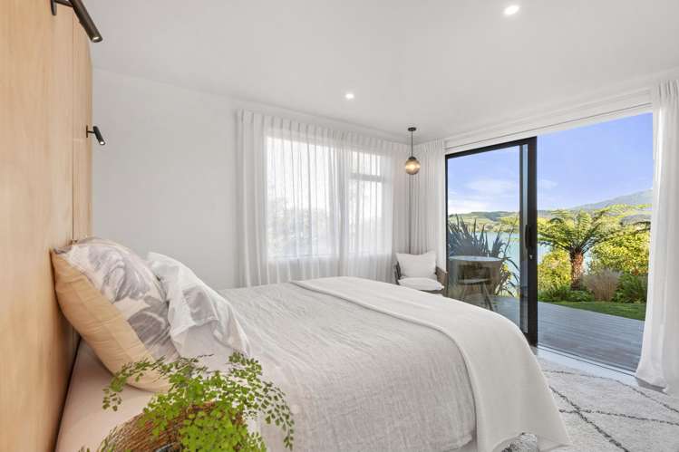 21 Point Street Raglan_33