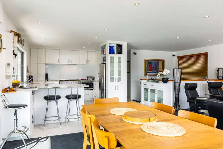 251 Queen Charlotte Drive Havelock_15