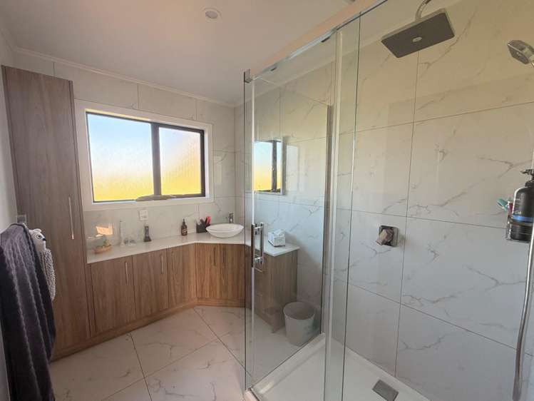  74 Somersal Lane Marton_10