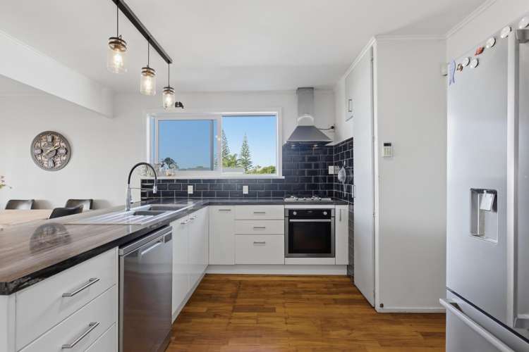 476 Papamoa Beach Road_5