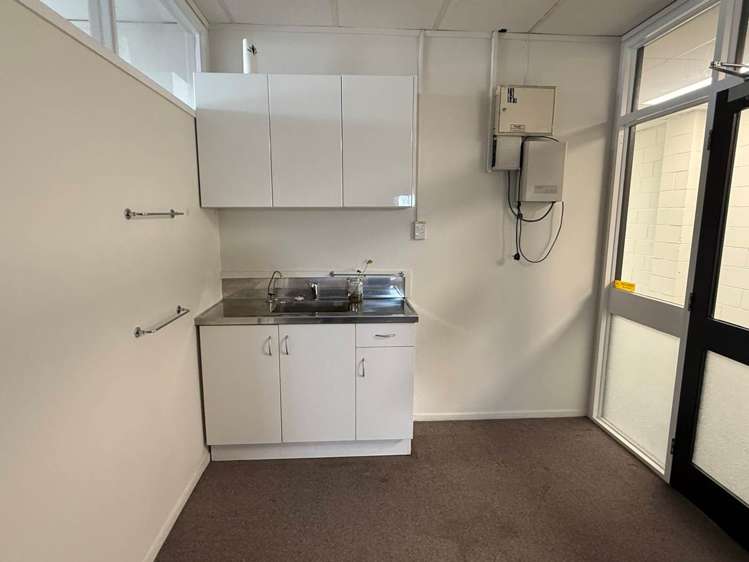 3063 Great North Road New Lynn_7