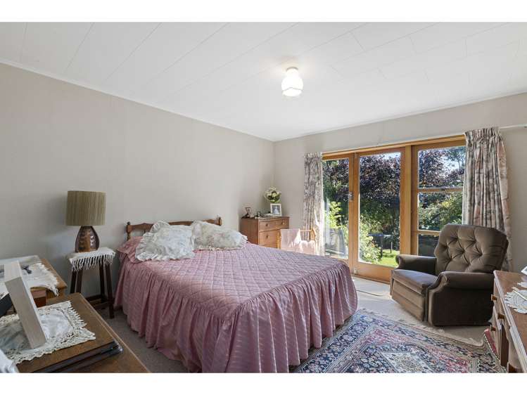 90 Moffat Drive Lincoln_6