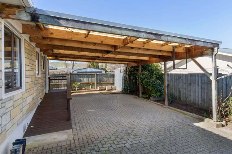 11 Iles Road Lynmore_17